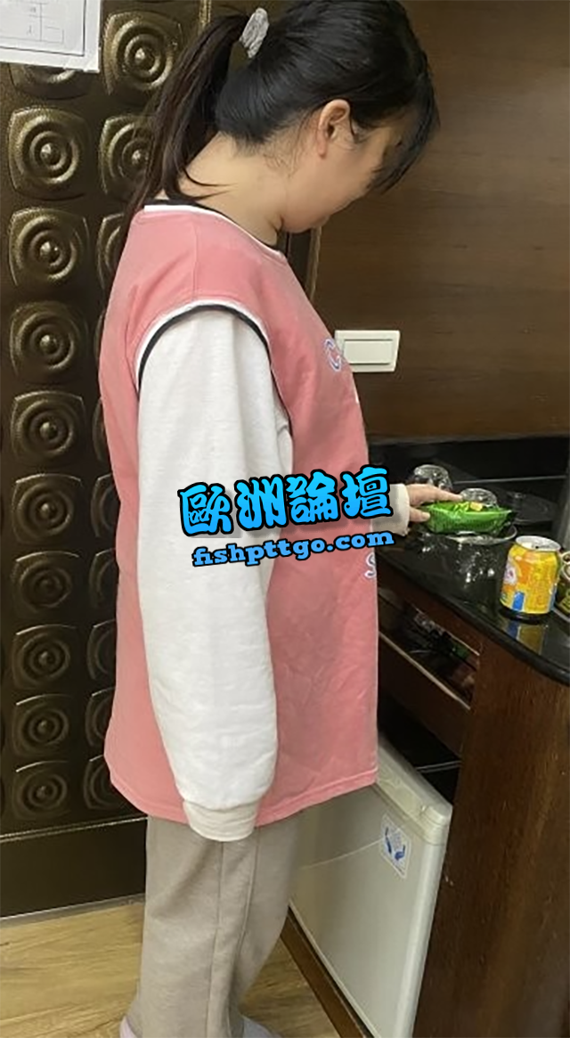 LINE:shi 桃園小恩恩 身材就像剛發育女生奶頭 保證你們超愛 - 魚訊交流區 - 歐洲論壇