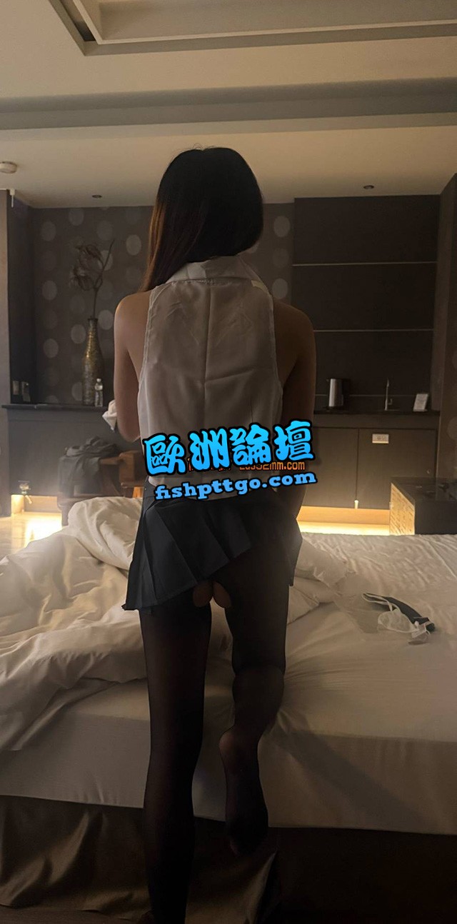 LINE:mom 雲林牛牛 可愛膚白晰的牛牛妹 - 魚訊交流區 - 歐洲論壇